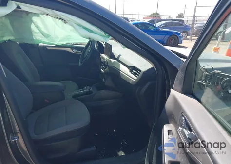 2020 Ford Escape Se z USA, uszkodzony, nr VIN 1FMCU0G6XLUB02927